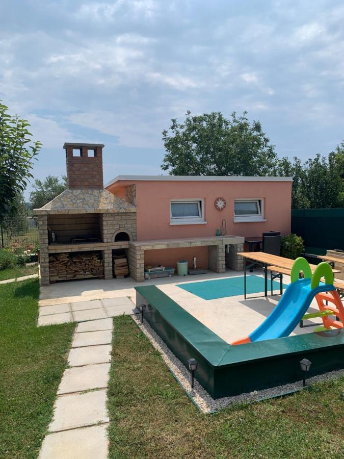 Apartments Rosa Умаг Екстериор снимка