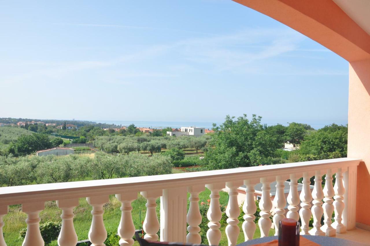 Apartments Rosa Умаг Екстериор снимка