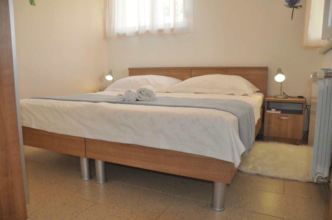 Apartments Rosa Умаг Екстериор снимка