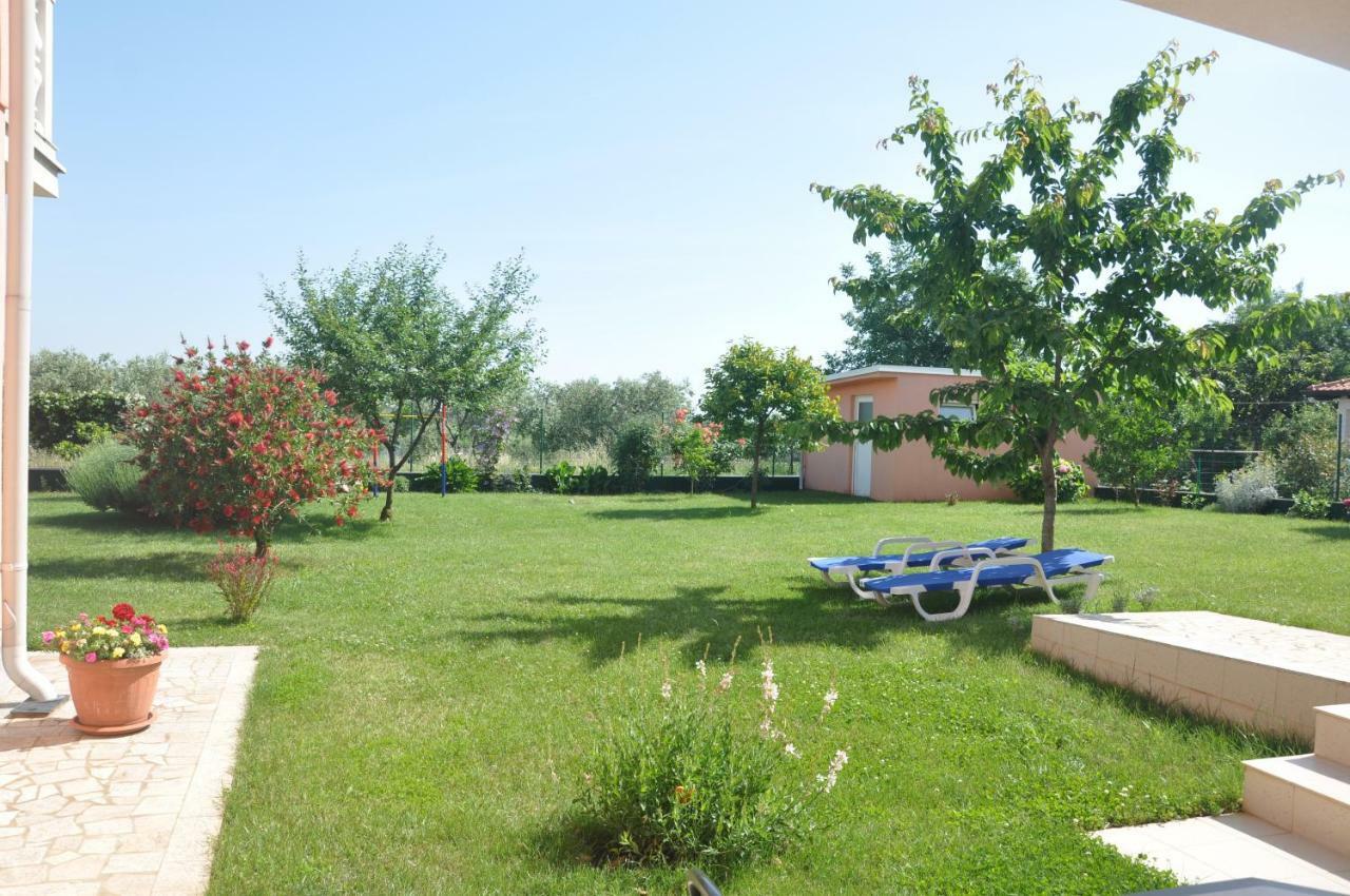 Apartments Rosa Умаг Екстериор снимка