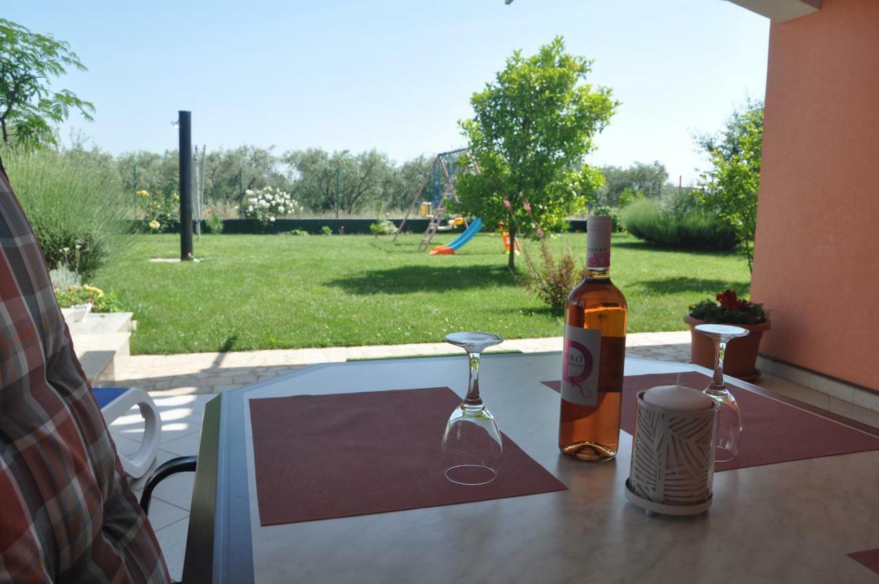 Apartments Rosa Умаг Екстериор снимка
