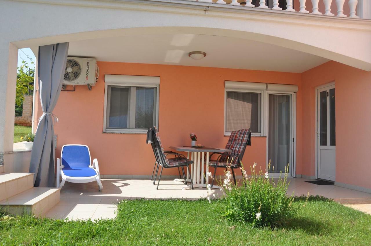 Apartments Rosa Умаг Екстериор снимка